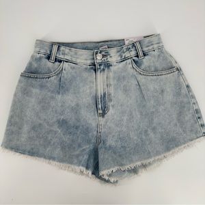NWT SO Dad Shorts Acid Wash Denim Jean Retro Resort Pleasted Juniors Size 9